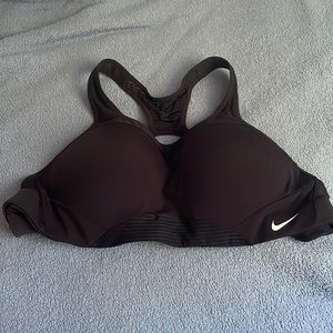 Black Nike adjustable sports bra